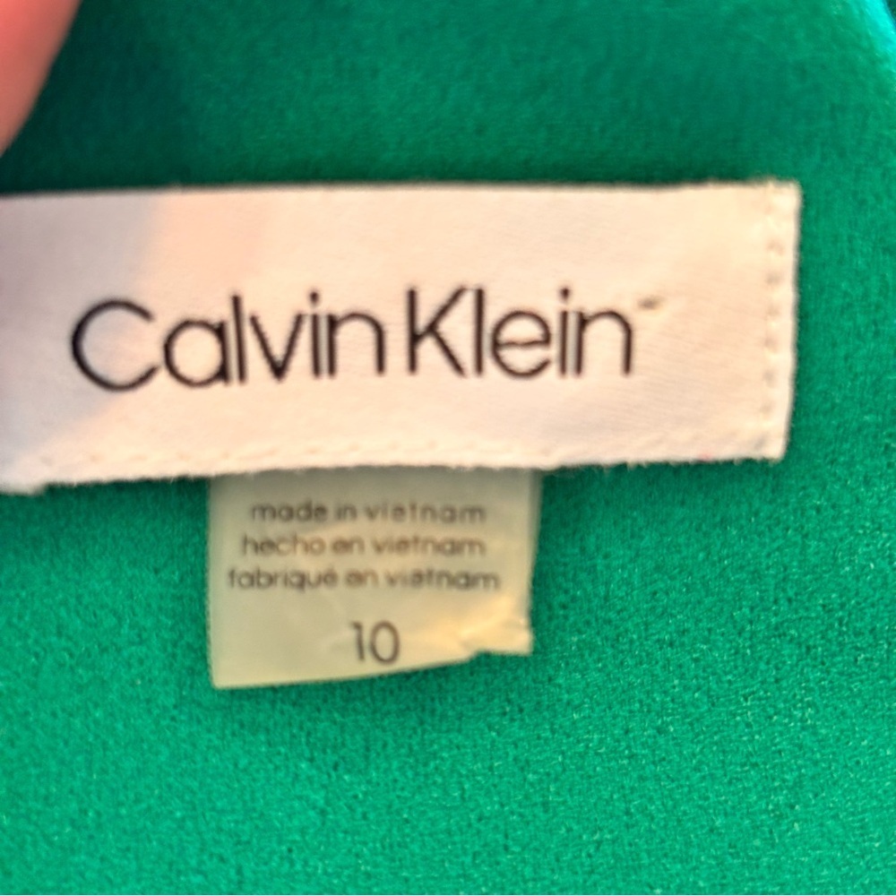 Calvin Klein Scuba Crepe Short Petal Sleeve Crew Neck Sheath Dress, size 10 - Picture 7 of 16